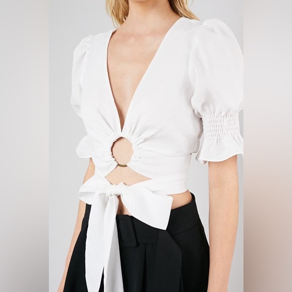 78. LAST FOUR DO + BE Collection Wrapped Crop Top - White - Picture 2 of 3
